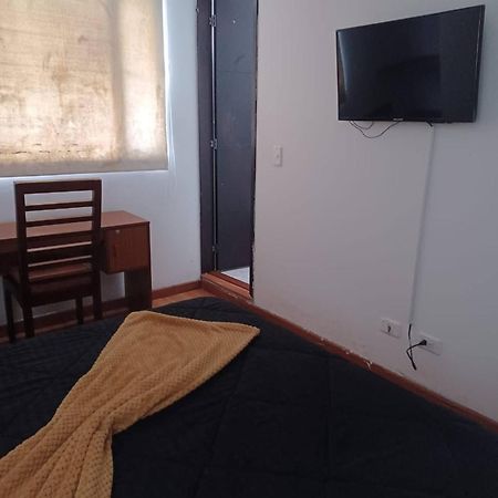 Room In Guest Room - Cerca A Corferias Y Embajada Americana بوغوتا المظهر الخارجي الصورة